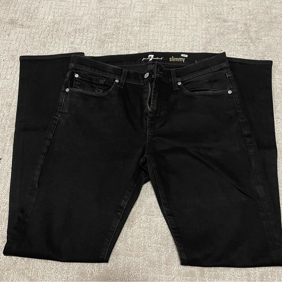 You can never go wrong with black… - Picture 6 of 6